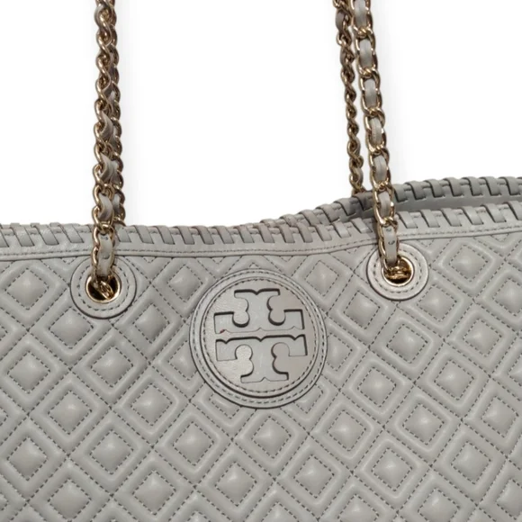 Tory Burch Quilted Shoulder Bag in Cream - Picture 6 of 16